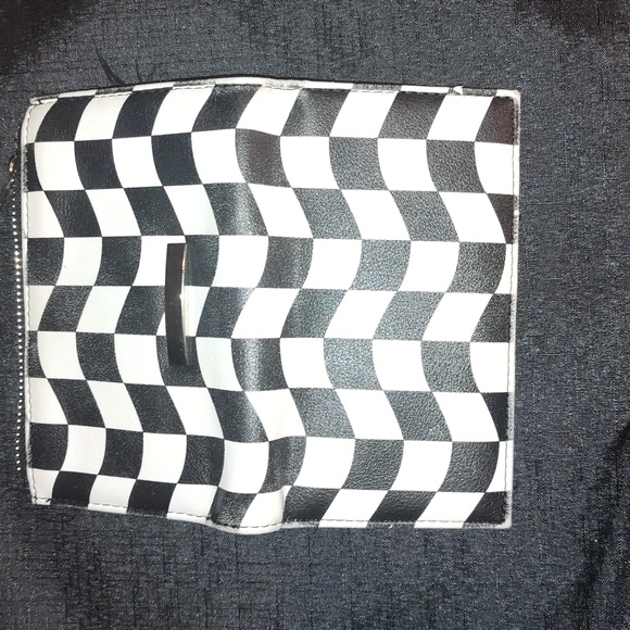 Wallet - Picture 3 of 4